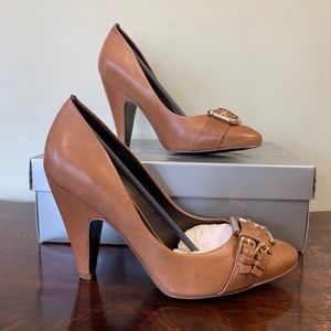 Jessica Simpson Brown Mowin Buckle High Heels NIB B-91